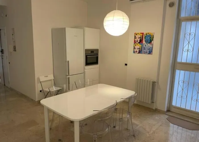 In Pieno Centro Con Garage Appartamento